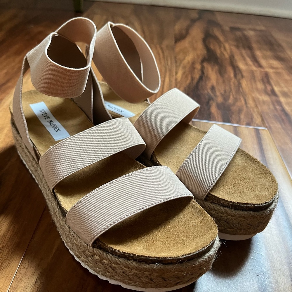 Steve Madden-Kimmie in a blush color